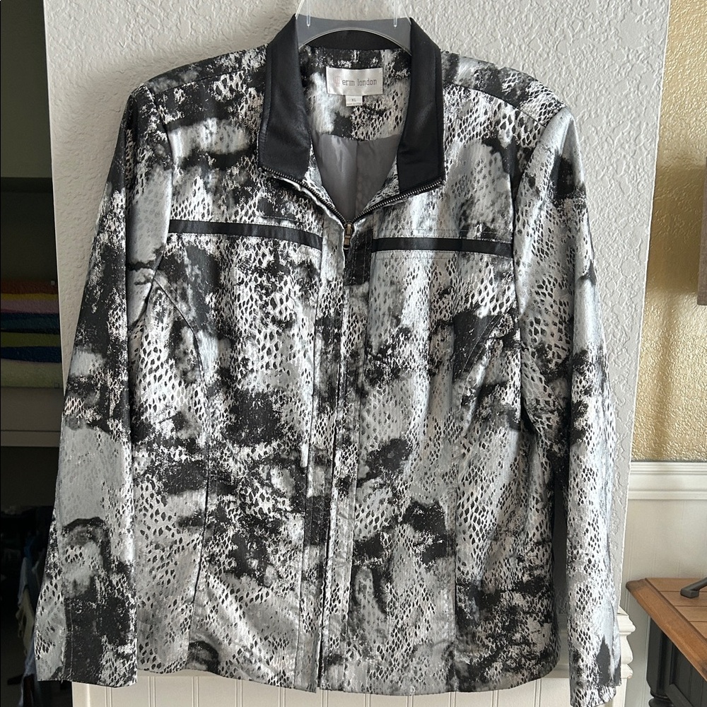 Brand- Erin London - Ladies Black & Gray Patterned Jacket. Sz XL only worn once